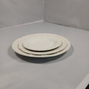 Cuthbertson's Burleigh Davenport Set Of Strawberry Grape Leaf White Dinnerware